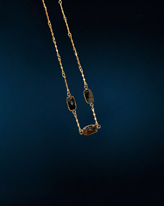 Collier Las Tronas